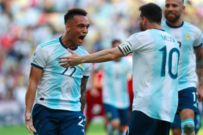 Lautaro y Messi
