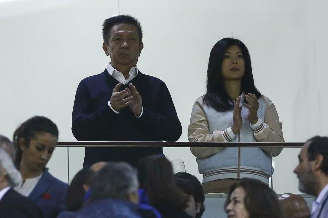 Peter Lim y su hija