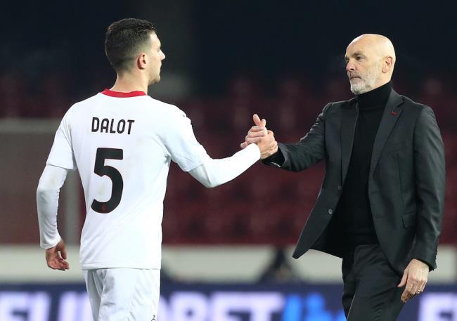 Dalot y Pioli