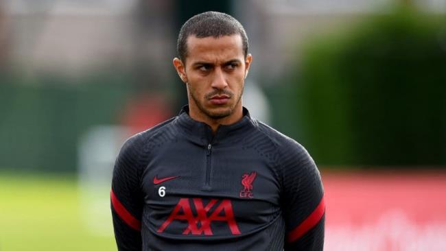Thiago con el Liverpool