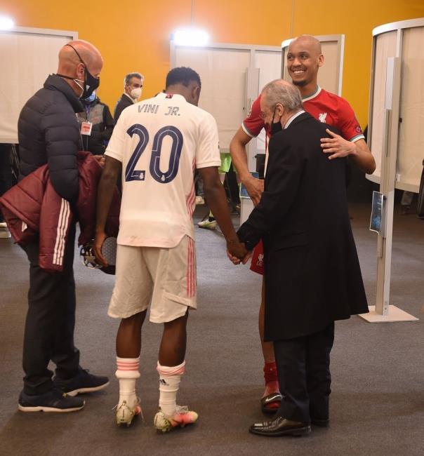 Vinícius Júnior y Florentino Pérez