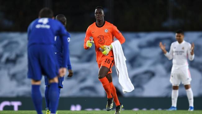 Mendy en el partido que le enfrentó a su también querido Real Madrid