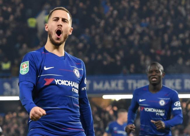 Hazard en un partido con el Chelsea