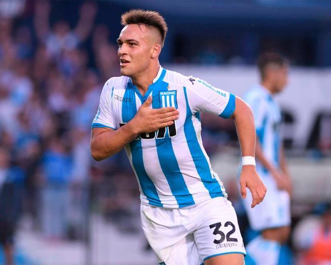 Lautaro Martínez en Racing