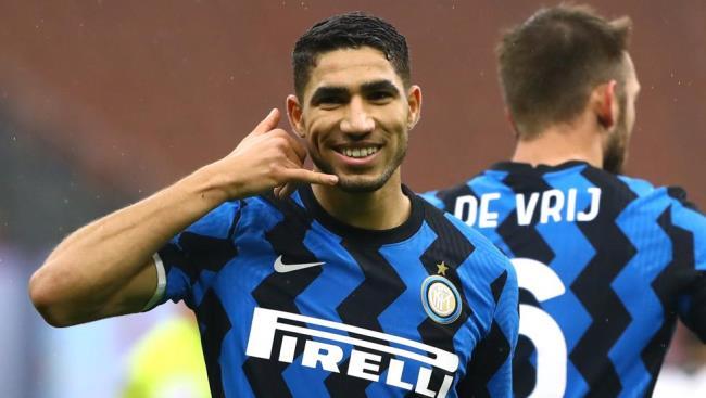 Achraf Hakimi con el Inter