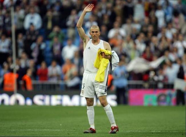 Zidane despidiéndose del Bernabéu en 2006