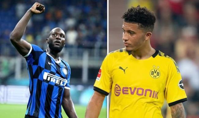 Romelu Lukaku y Jadon Sancho