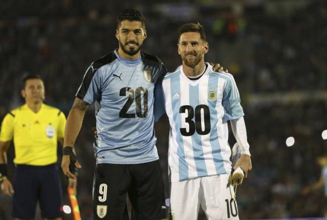 Messi y Suárez, amigos y también rivales en cada edición de Copa América