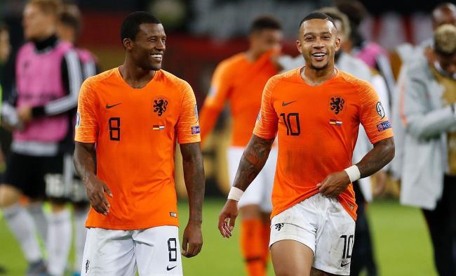 Wijnaldum y Depay
