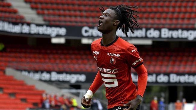 Camavinga celebrando un gol con el Rennes