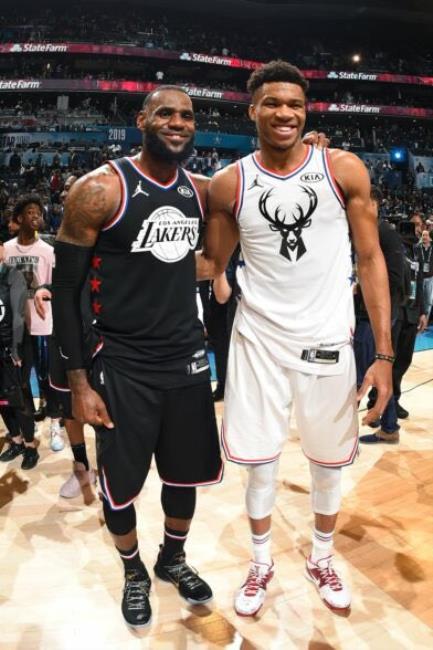 LeBron y Antetokounmpo