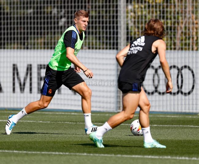 Kroos y Modric