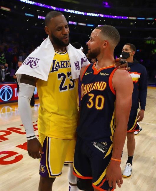 LeBron y Curry