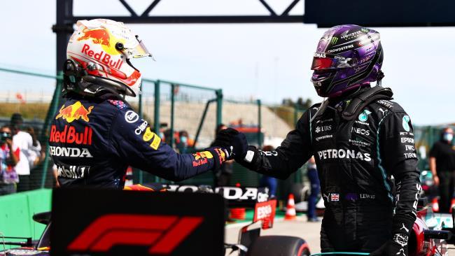 Max Verstappen y Lewis Hamilton