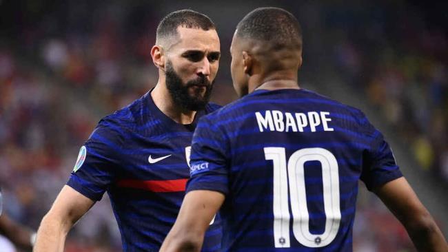 Karim Benzema y Mbappé