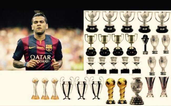 Alves vuelve a enviar un mensaje a sus críticos