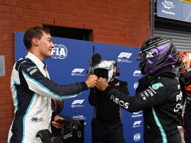 George Russell y Lewis Hamilton