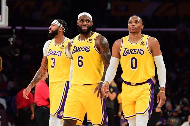 Big-three Lakers