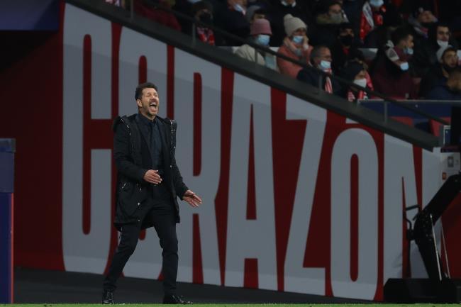 Simeone dirigiendo al Atlético el pasado miércoles