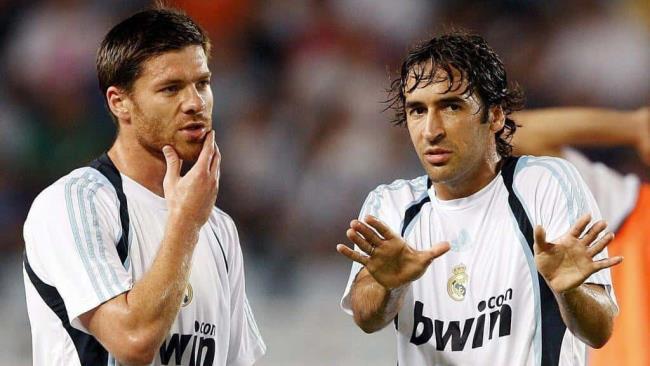 Xabi Alonso y Raúl en la etapa en la que coincidieron en el Real Madrid