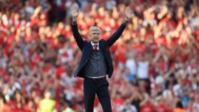 Wenger en su despedida del Arsenal en 2018