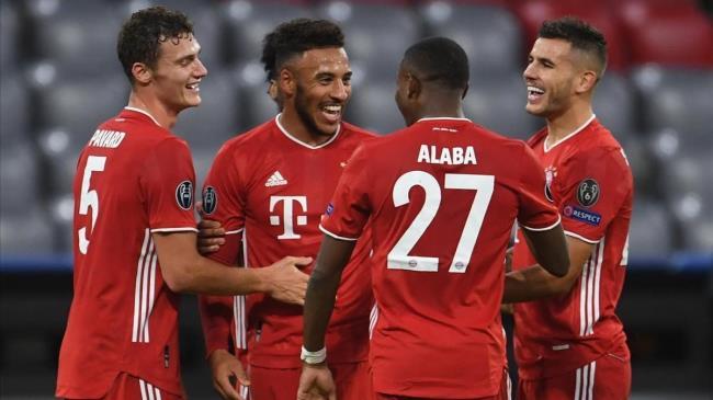 Tolisso y Alaba el año pasado celebrando un gol con el Bayern