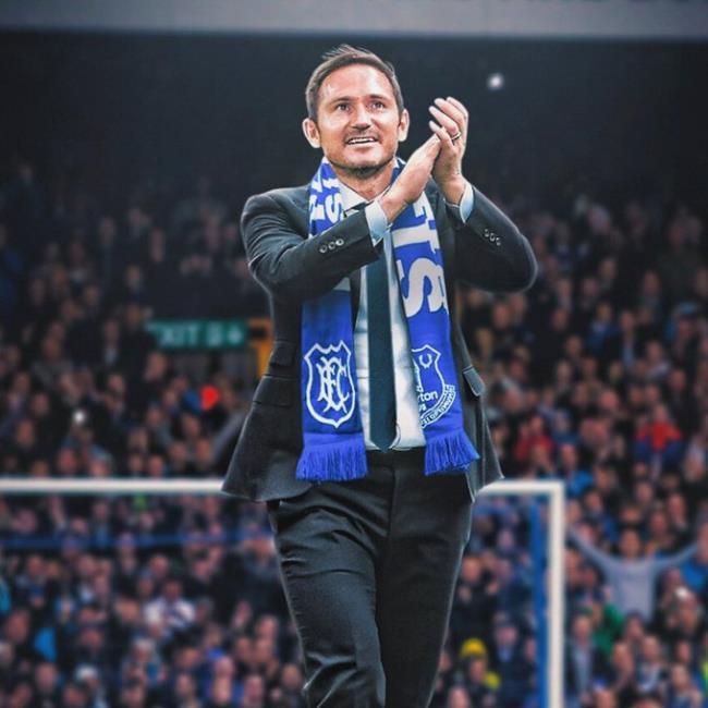 Frank Lampard con la bufanda del Everton