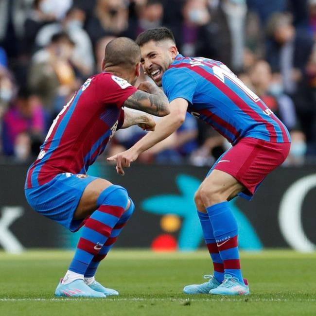 Jordi Alba en la celebración del gol 