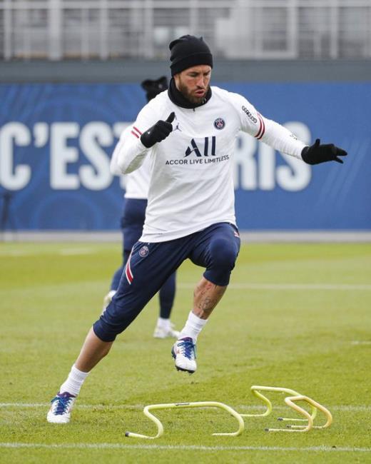 Sergio Ramos entrenando