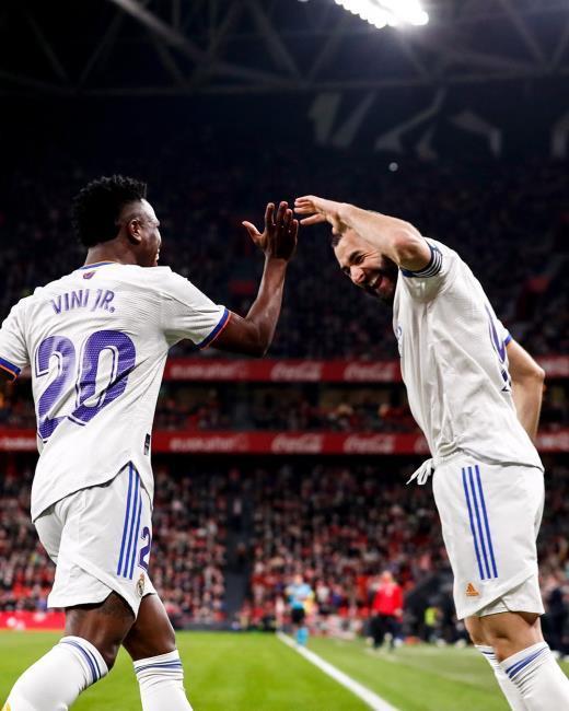 Vinicius y Benzema