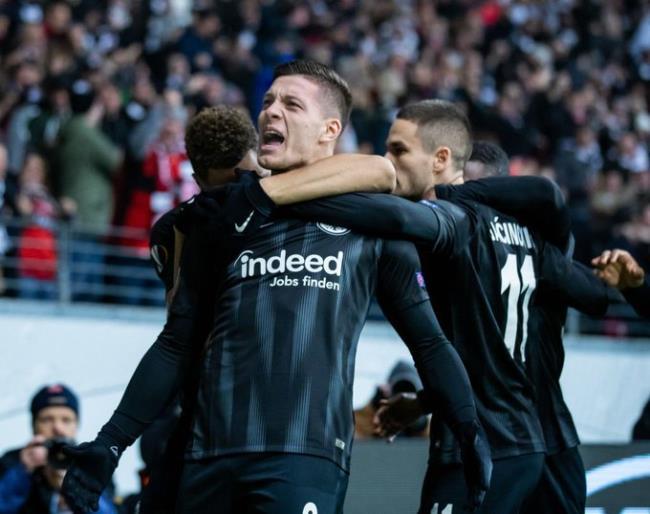 Jovic durante su segunda etapa en Alemania en el Eintratch de Frankfurt