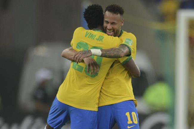Neymar y Vinícius