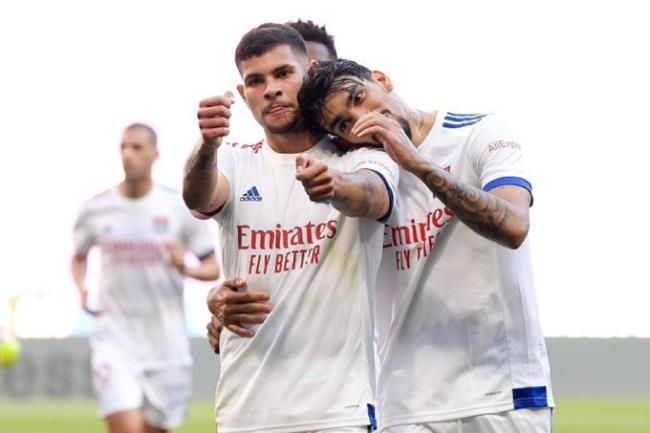 Bruno Guimarares y Paquetá