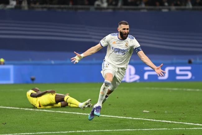 Benzema ante el cITY