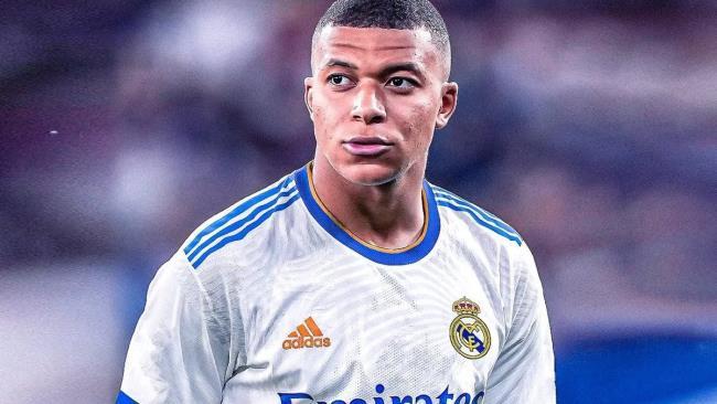 Montaje de Mbappé con la camiseta del Madrid