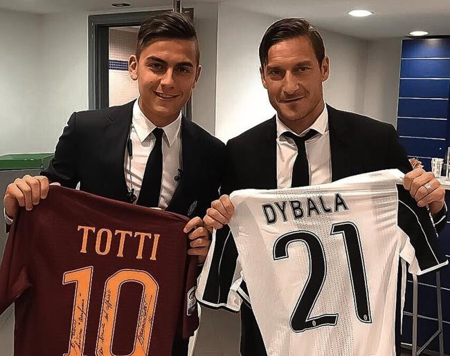 Totti y Dybala
