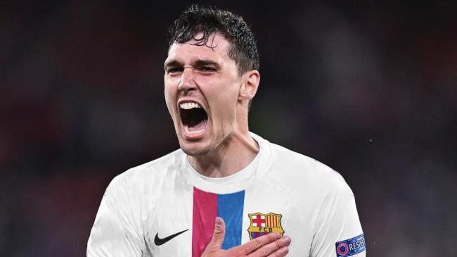 Andreas Christensen con la camiseta del Barça