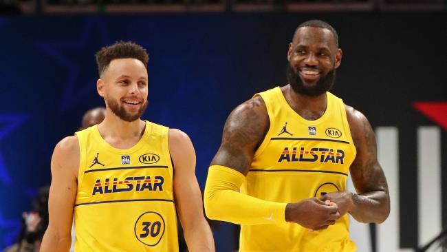 LeBron James y Stephen Curry