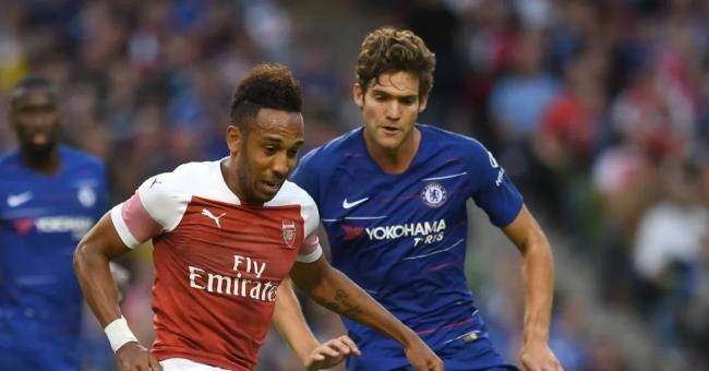 Aubameyang y Marcos Alonso