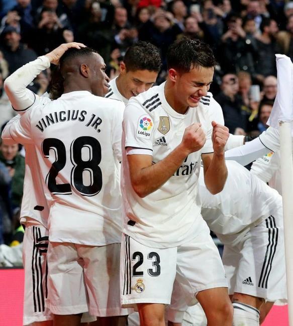 Reguilón en el Real Madrid
