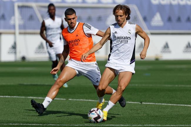 Modric y Ceballos