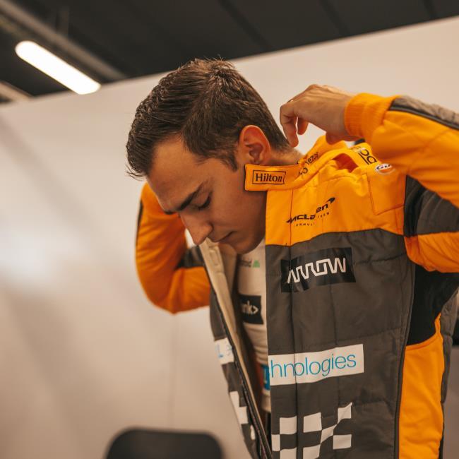 Álex Palou, nuevo piloto de pruebas de McLaren