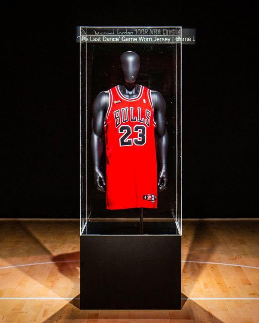 Camiseta subastada de Michael Jordan