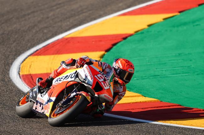 Marc Márquez en su moto