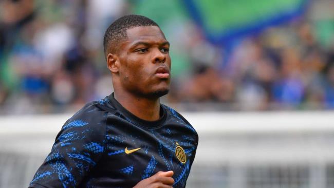 Dumfries, futbolista del Inter de Milán