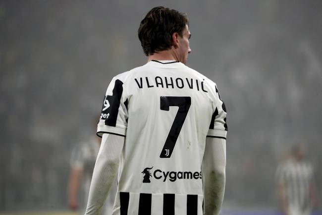 Dusan Vlahovic con la Juventus