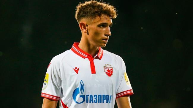 Stefan Mitrovic, futbolista del Estrella Roja