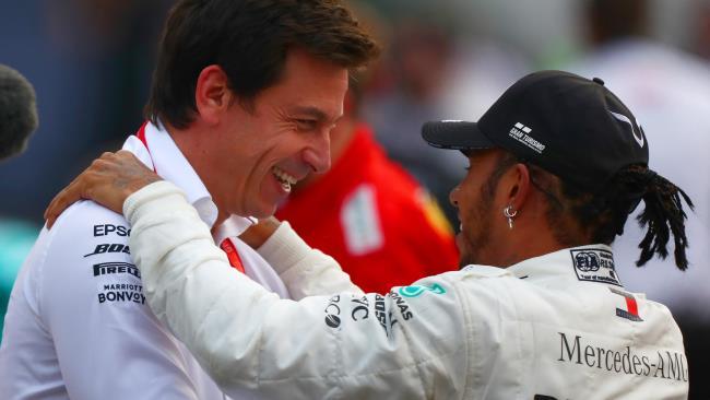 Toto Wolff y Lewis Hamilton