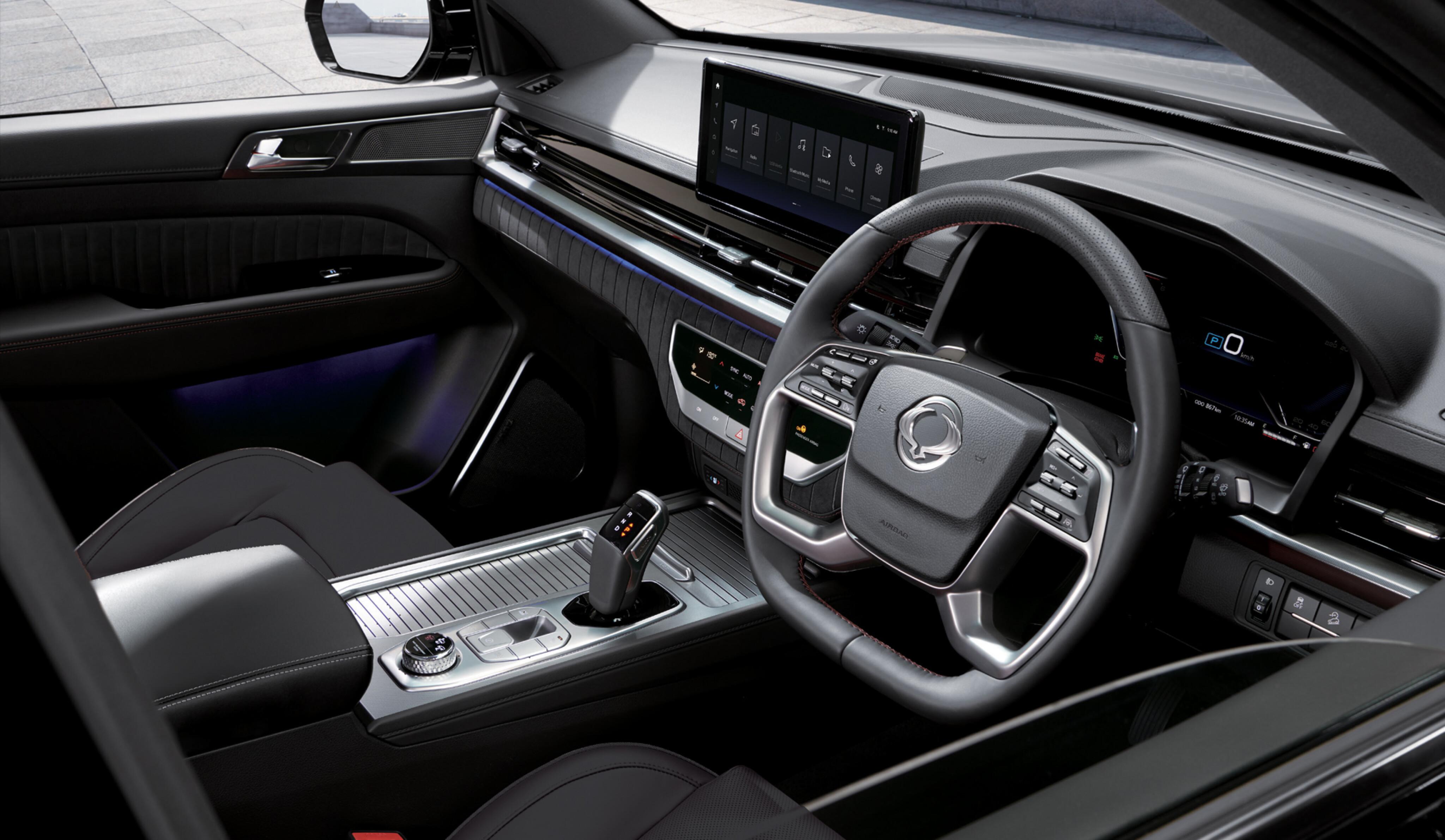 SsangYong Rexton interior