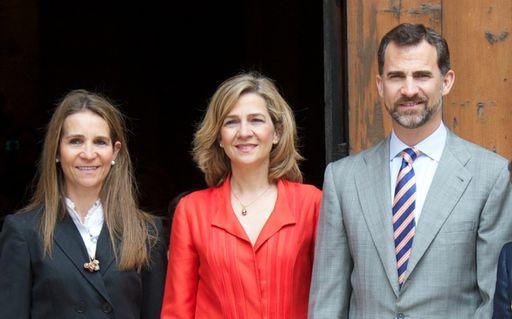 Felipe VI y sus hermanas